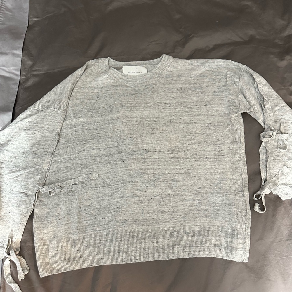 Women’s Small Brochu Walker Designer Gray %100 Linen Summer Sweater Tie Details.